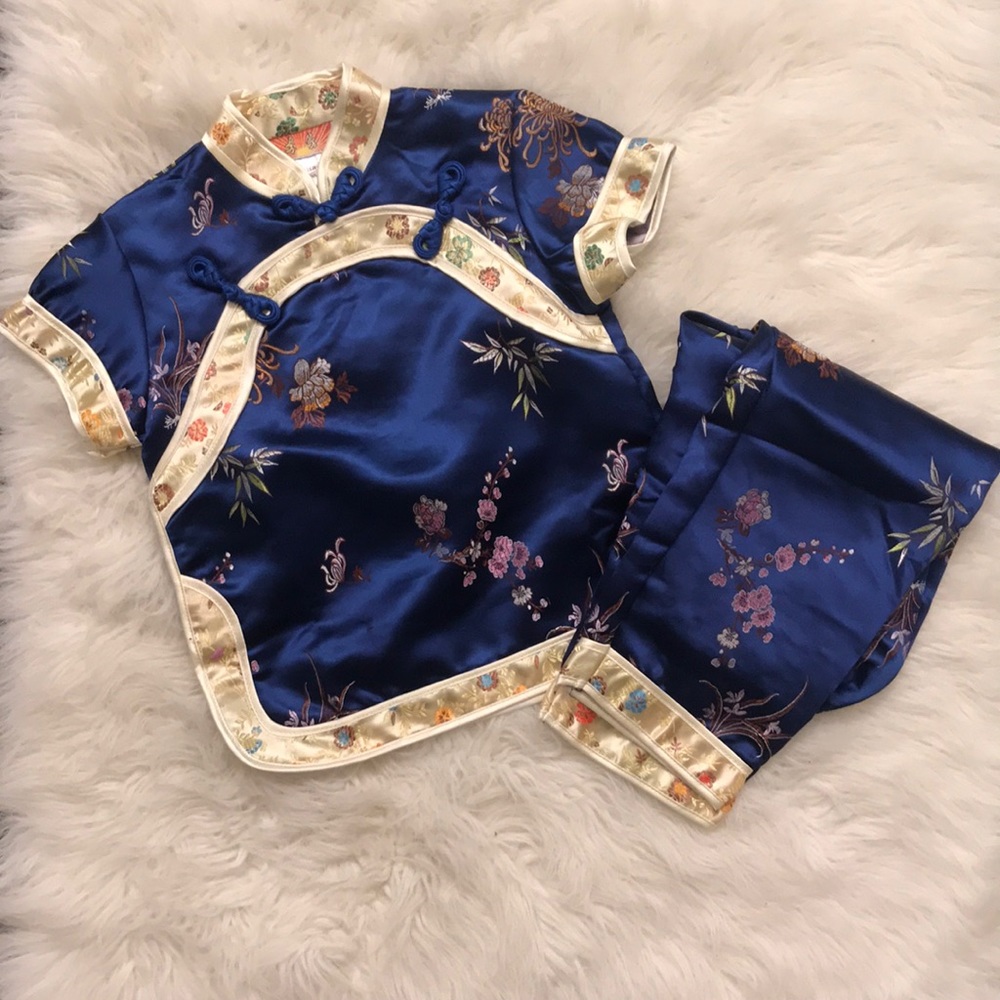 Chinese 2 piece outfit size 4
